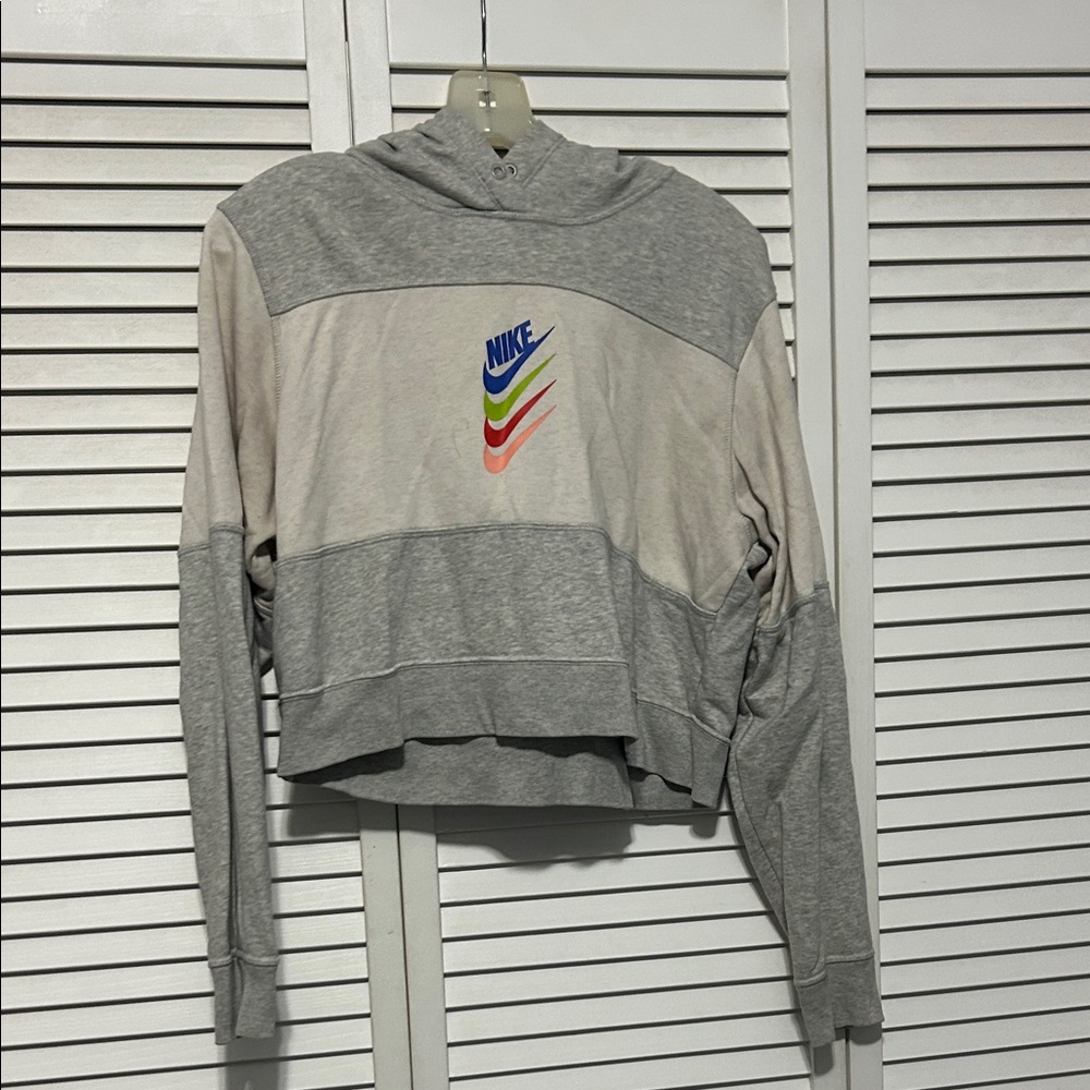 Nike Women's Gray and Cream Hoodie